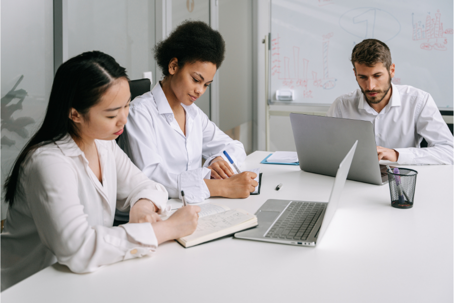 UAE E-Invoice Compliance Made Easy for Businesses 2